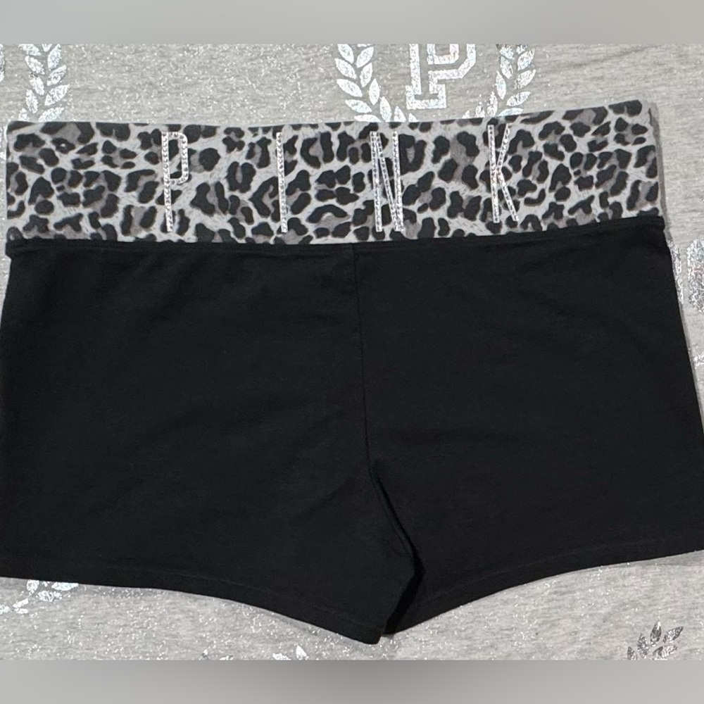 VS PINK VINTAGE BLING YOGA SHORTS NWOT LARGE